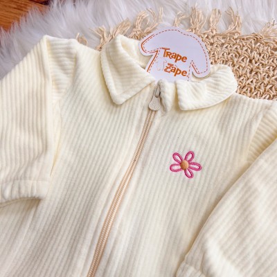 Conj. Jaqueta e Calça em Soft Canelado com Flor Bordada - Off White